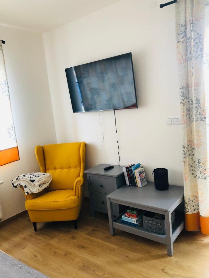 Apartman Kasperky Касперске Хори Екстериор снимка