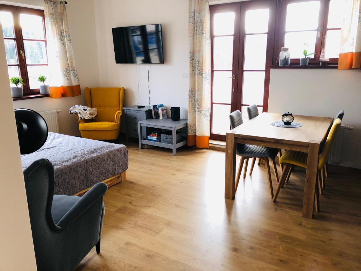 Apartman Kasperky Касперске Хори Екстериор снимка