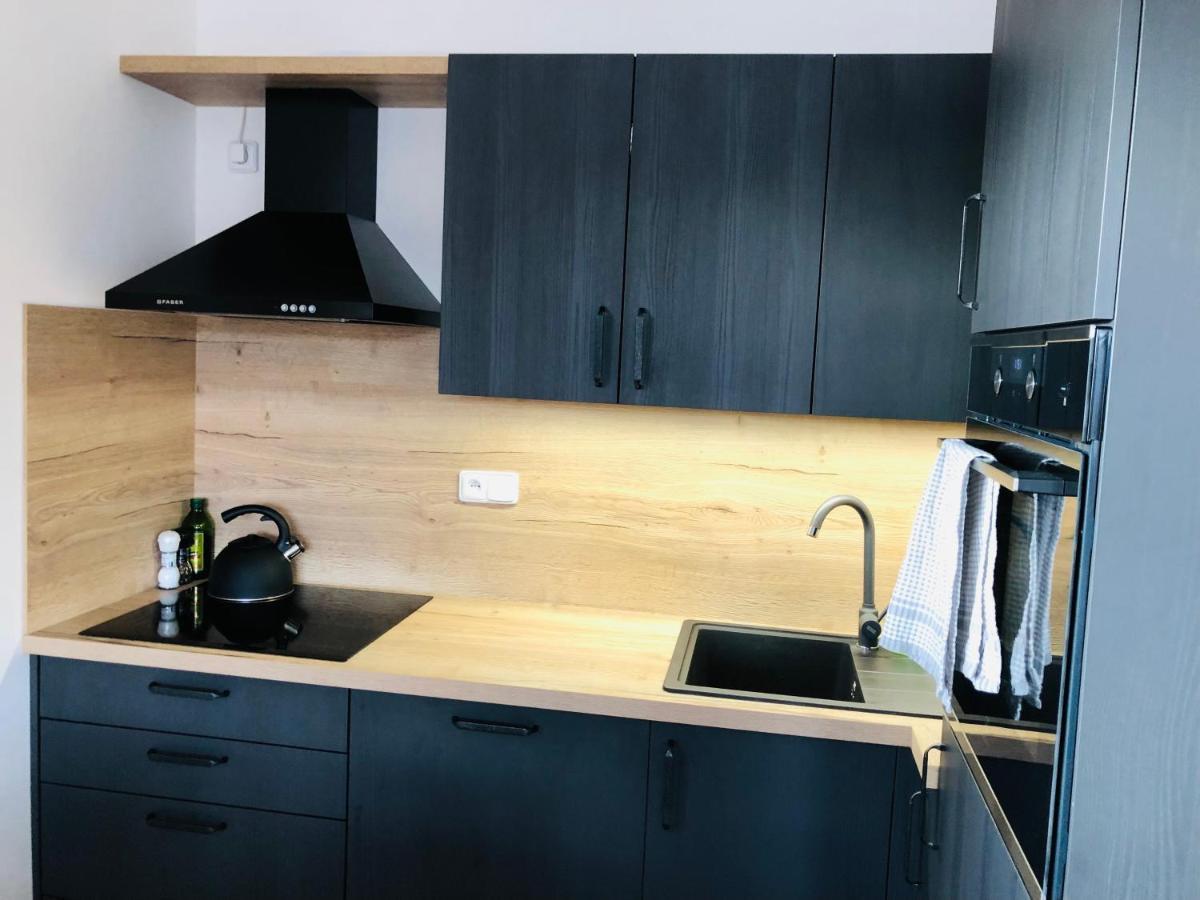 Apartman Kasperky Касперске Хори Екстериор снимка