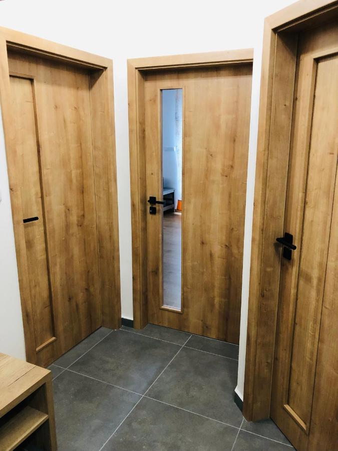 Apartman Kasperky Касперске Хори Екстериор снимка